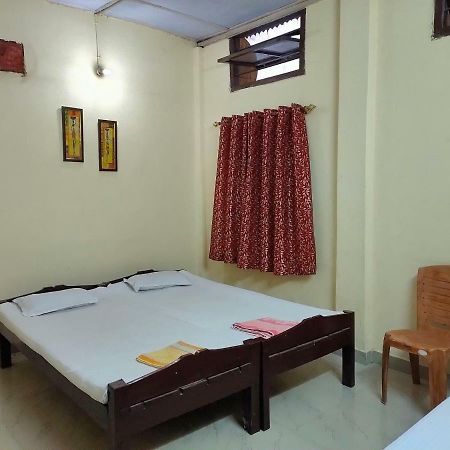Chandrupal Lodging Guwahati Exterior foto