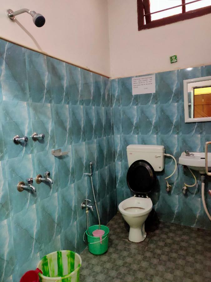 Chandrupal Lodging Guwahati Exterior foto