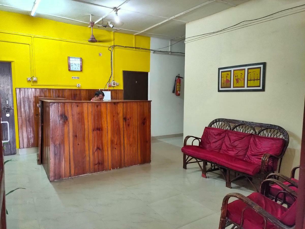 Chandrupal Lodging Guwahati Exterior foto