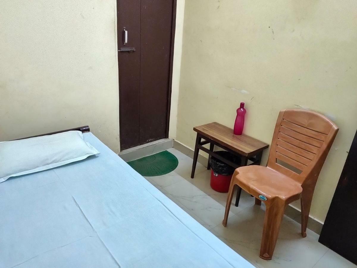 Chandrupal Lodging Guwahati Exterior foto